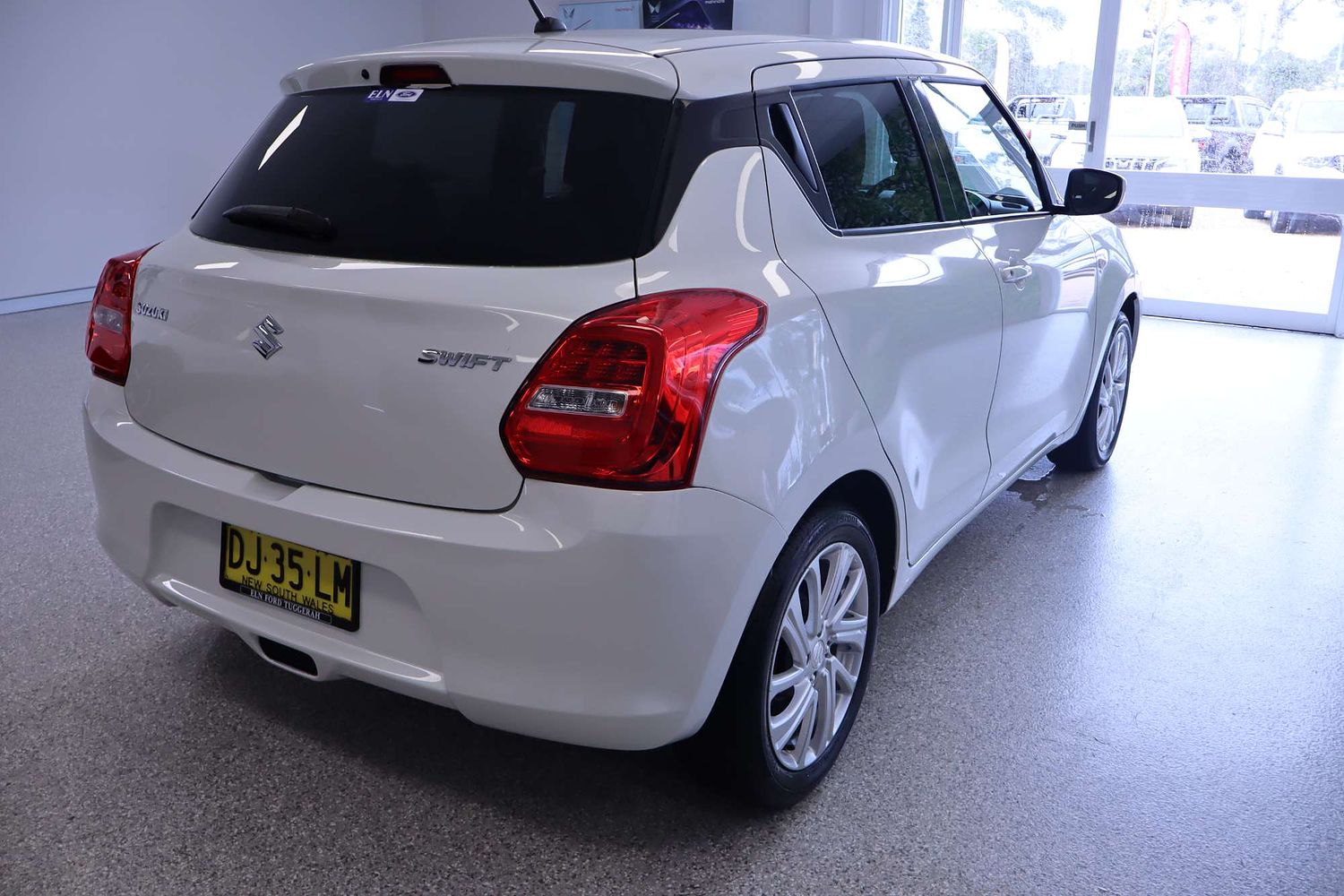 2023 Suzuki Swift AZ Series II GL Hatch