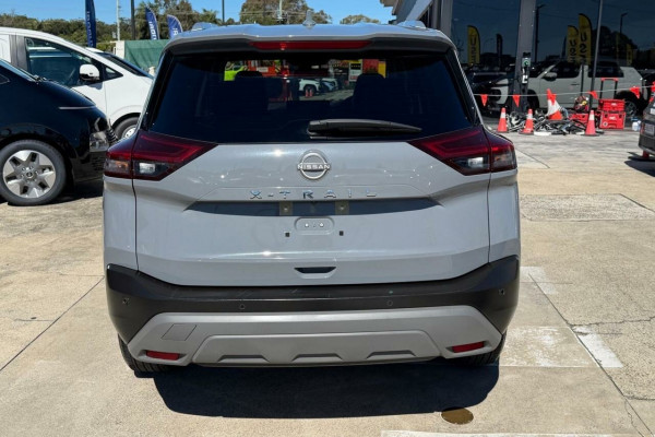 2025 Nissan X-Trail T33 ST-L SUV Image 5