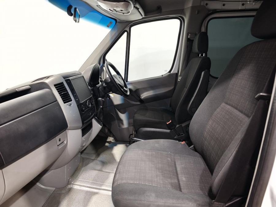 2016 Mercedes-Benz Sprinter NCV3 319CDI Bus Image 6