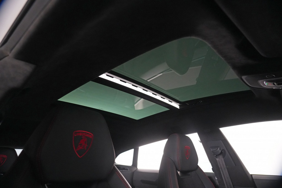 2022 Lamborghini Urus SUV Image 38