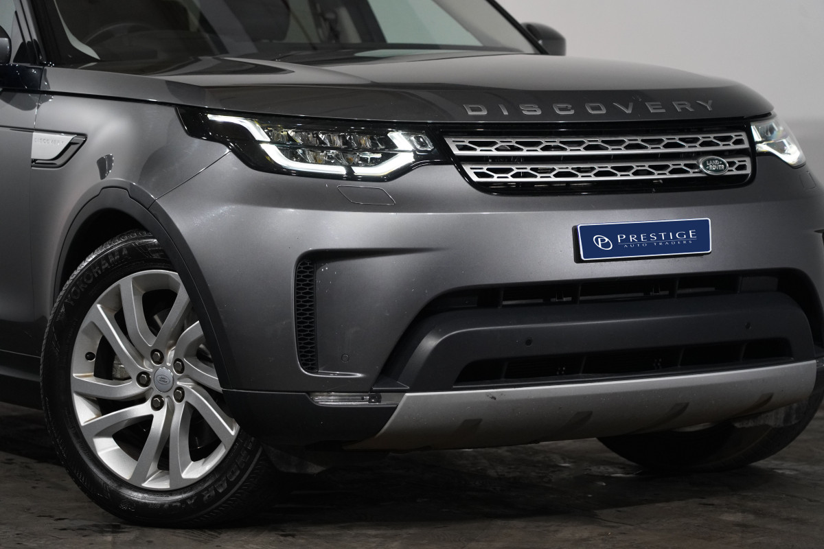 2017 Land Rover Discovery Sd4 Hse SUV Image 2