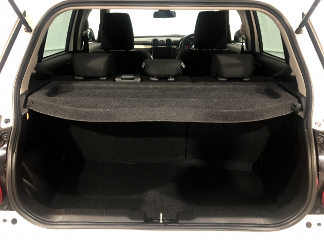 2023 Suzuki Swift AZ Series II GL Hatch