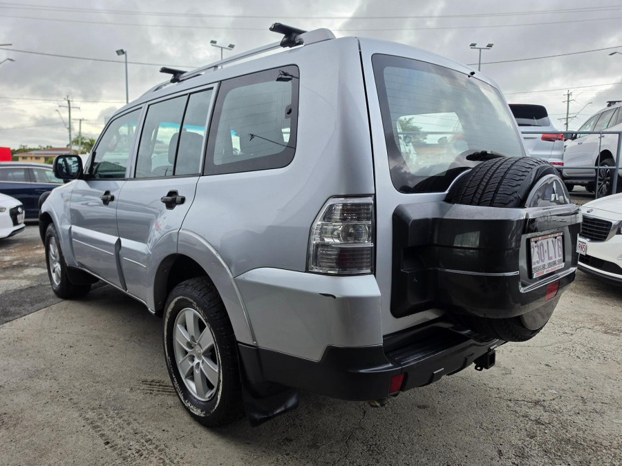 2008 Mitsubishi Pajero NS GLX SUV Image 9