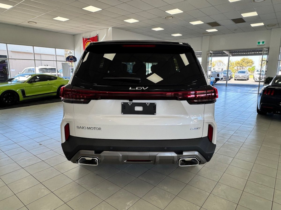 2025 LDV D90 SV9A Executive SUV Image 6
