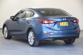2017 Mazda 3 BN5238 SP25 Sedan Image 3