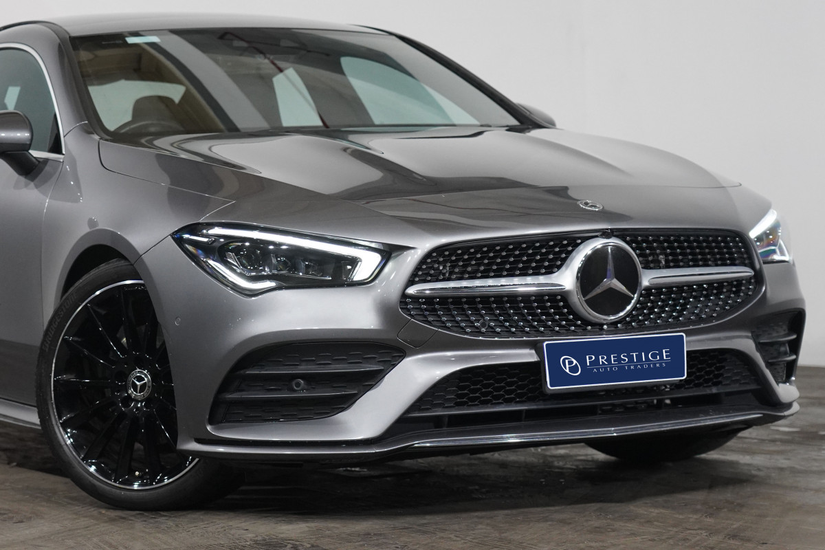 2022 Mercedes-Benz Cla 200 Coupe Image 2
