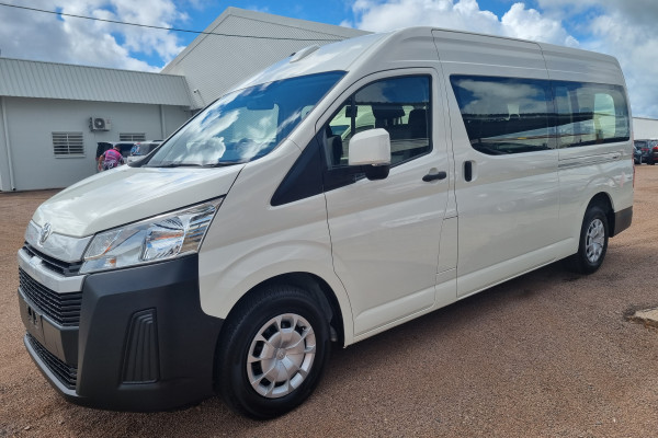 2021 Toyota HiAce GDH322R Commuter Bus Image 5
