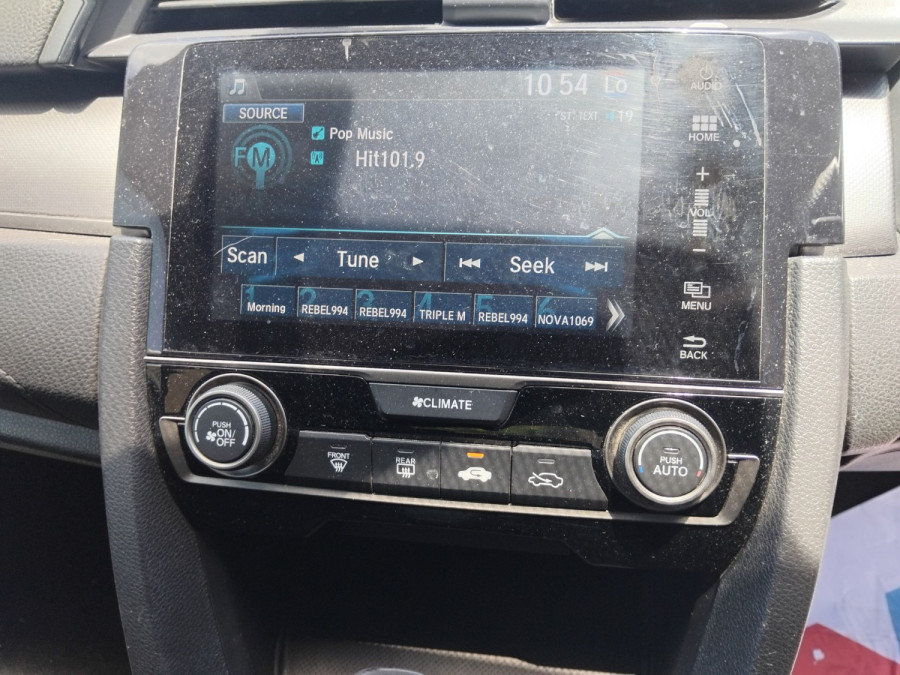 2019 Honda Civic 10th Gen VTi Hatch Image 8