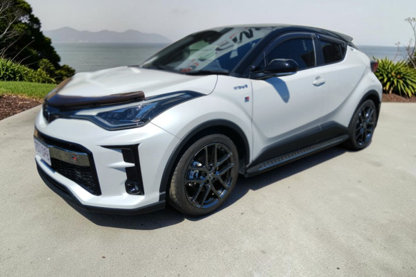 2022 MY21 Toyota C-HR ZYX10R GR Sport SUV Image 3
