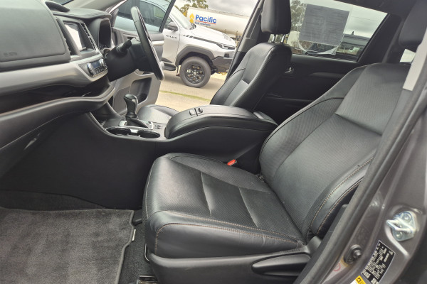 2017 Toyota Kluger 9T871202A GXL Wagon Image 28