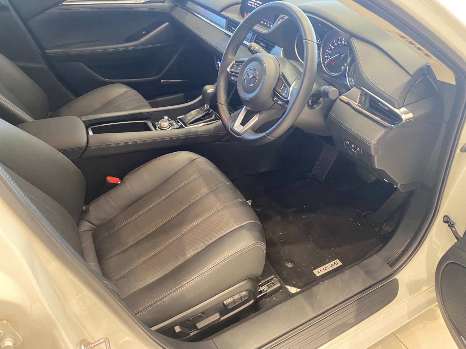 2019 Mazda 6 GL1033 GT Wagon Image 8