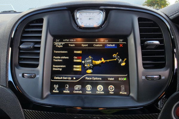2017 Chrysler 300 LX SRT Sedan Image 21