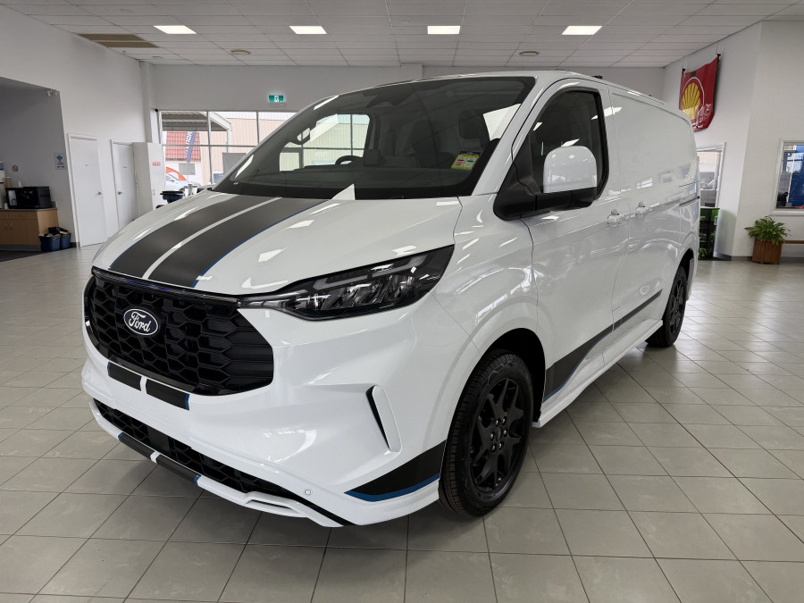 2026 MY27 Ford Transit Custom AV Sport SWB Van Image 3