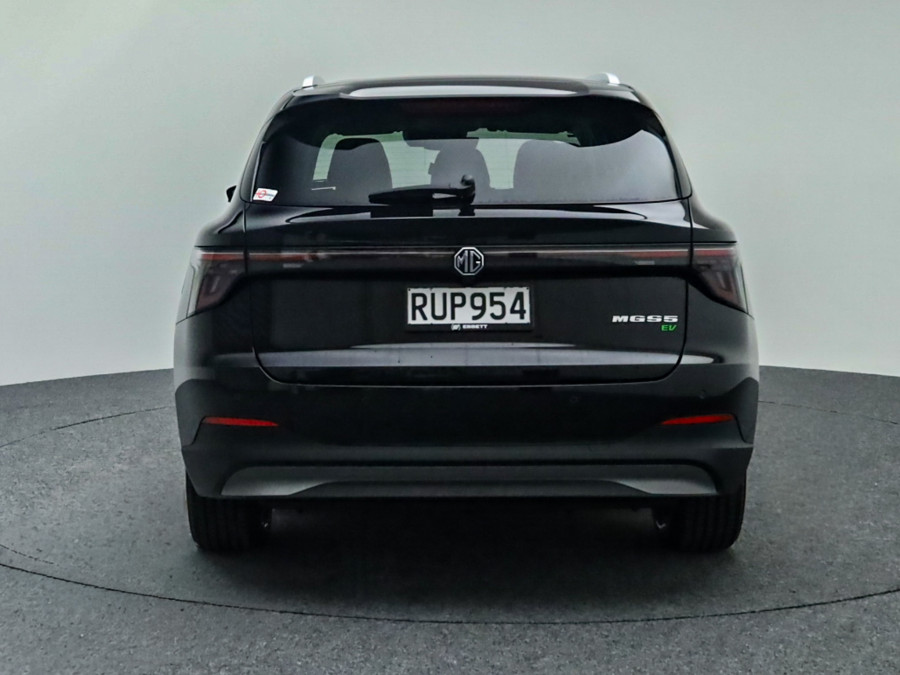 2026 MG MGS5 EV Essence 62 SUV Image 8