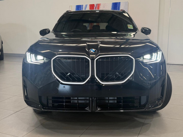 2025 BMW X3 G45 40d xDrive SUV image 3