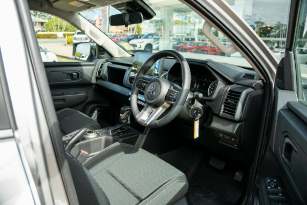 2025 Mitsubishi Triton MV GLX-R Ute Image 16
