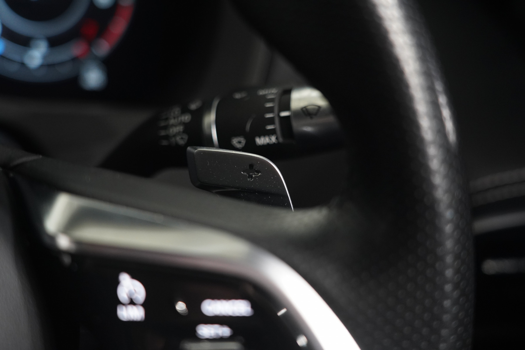 2019 Jaguar Xe P300 R-Dynamic Se (221kw) Sedan Image 23