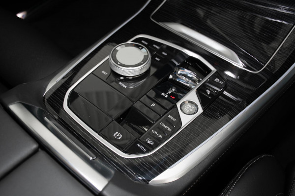 2026 BMW X5 G05 LCI xDrive30d M Sport SUV image 17