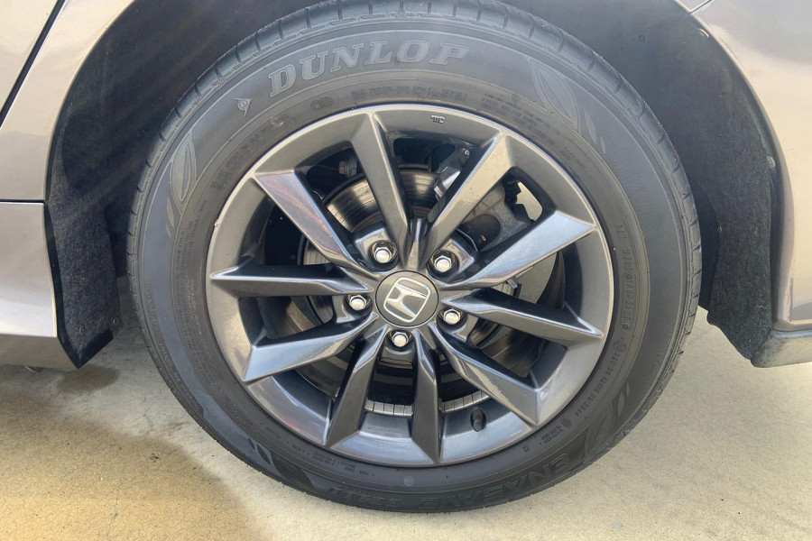 2020 Honda Civic 10th Gen VTi-S Hatch Image 11