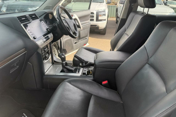 2023 Toyota LandCruiser Prado GDJ150R Kakadu SUV Image 22
