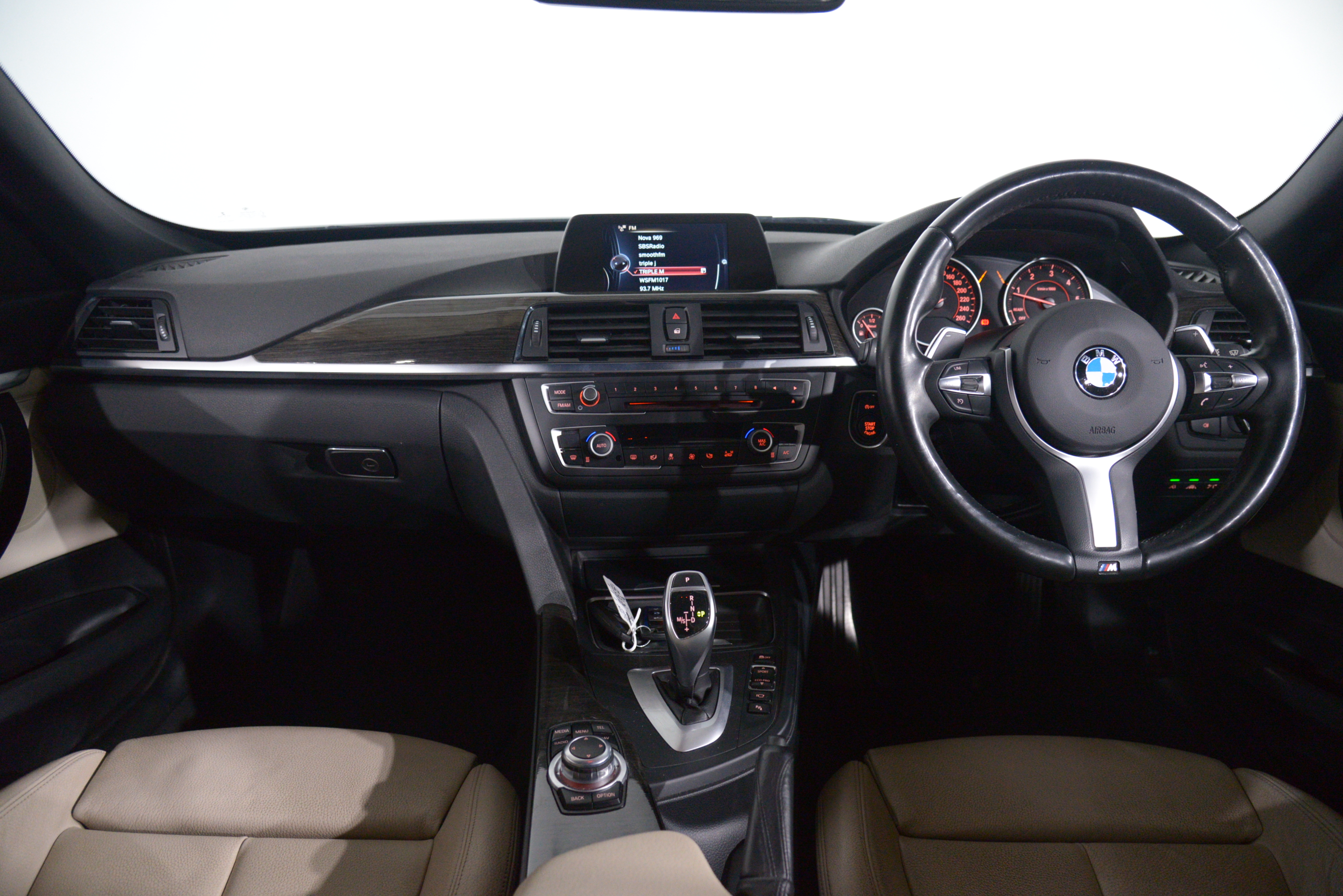 2015 BMW 3 Bmw 3 20d Gran Turismo (Sport) Auto 20d Gran Turismo (Sport) Hatch Image 13