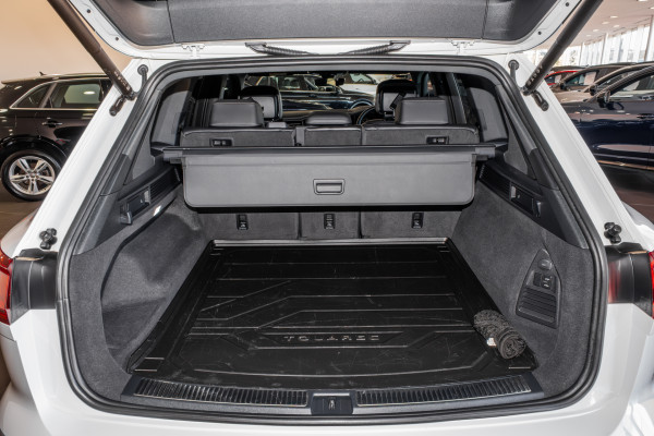 2022 Volkswagen Touareg CR 210TDI R-Line SUV