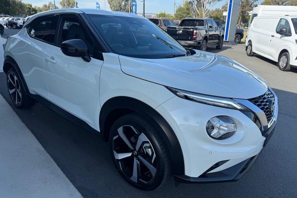 2023 Nissan JUKE F16 ST-L SUV Image 5