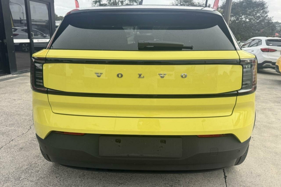 2023 MY24 Volvo EX30  Single Motor Extended Range Ultra SUV Image 10