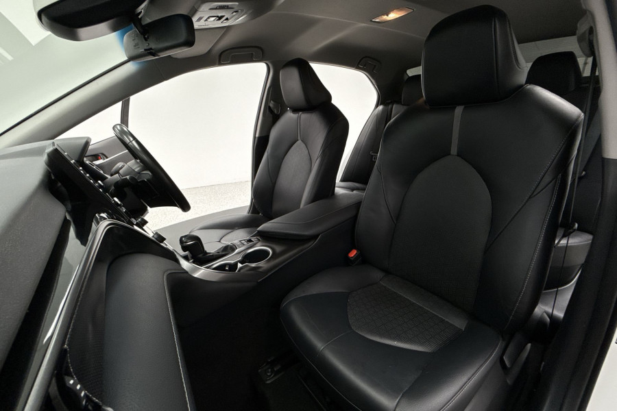 2021 Toyota Camry AXVH70R SX Sedan Image 12
