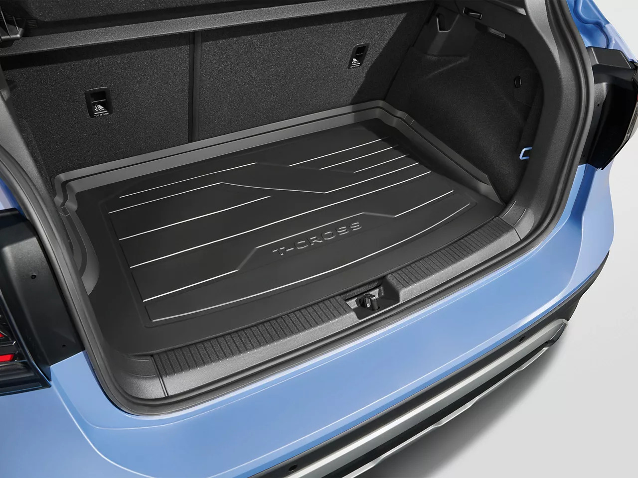 Luggage compartment tray