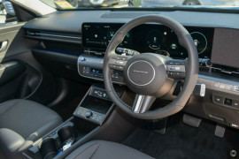 2025 Hyundai KONA SX2.V2 Premium SUV image 6