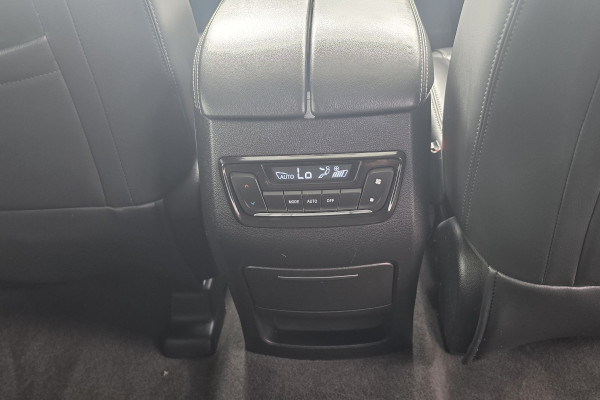 2022 LDV D90 SV9A Executive SUV Image 13