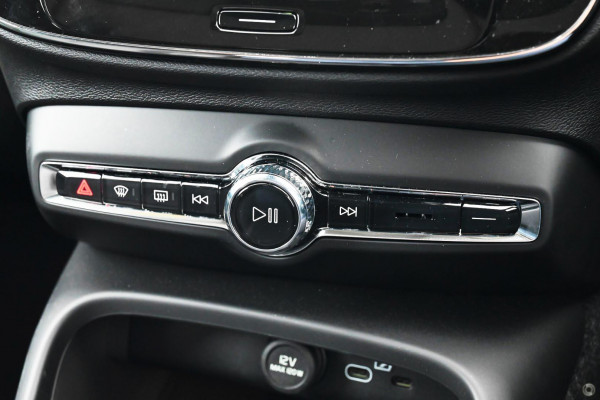 2026 Volvo XC40 XZ Plus B4 SUV Image 9