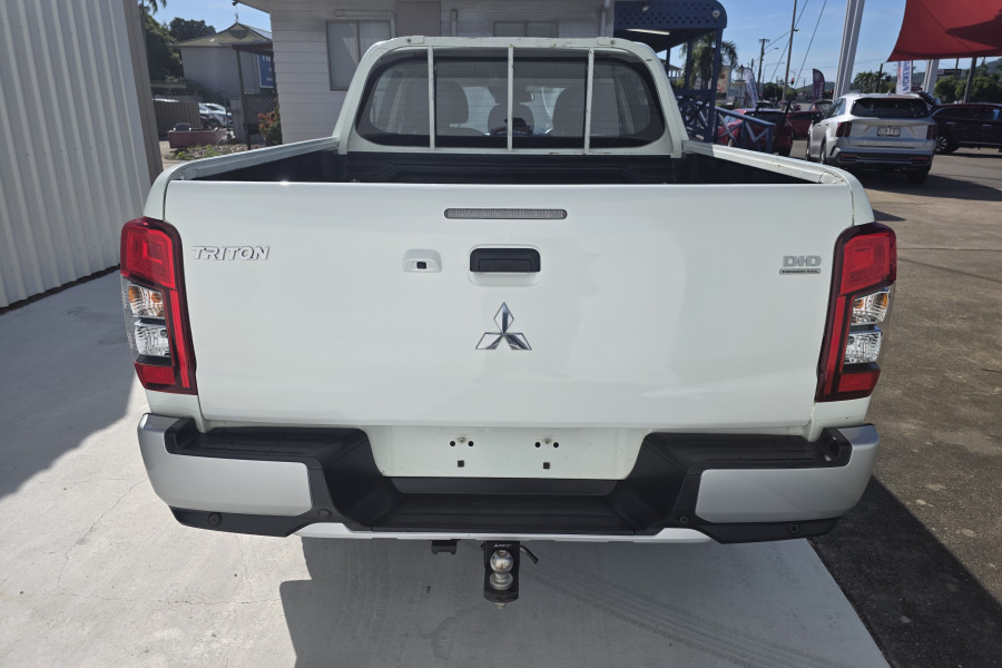 2019 Mitsubishi Triton MR GLX ADAS Cab Chassis Image 6