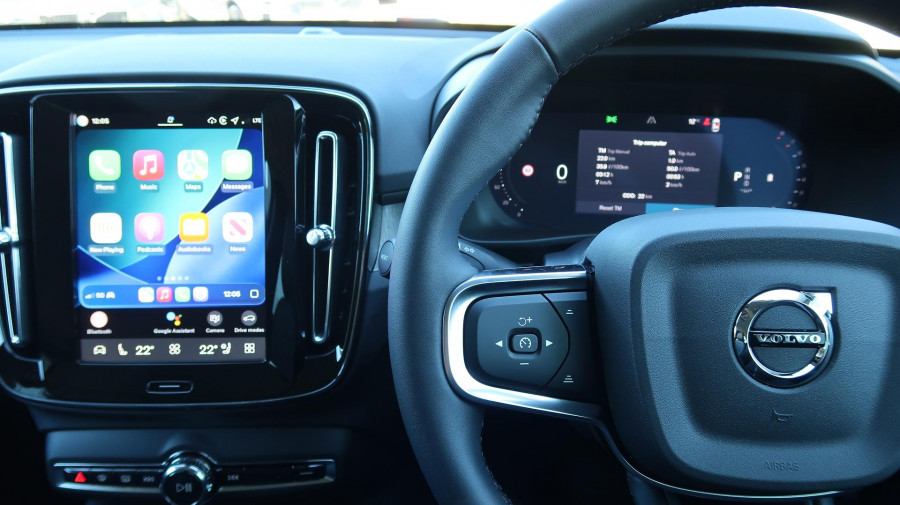 2025 MY26 Volvo XC40 XZ Plus B4 SUV Image 21