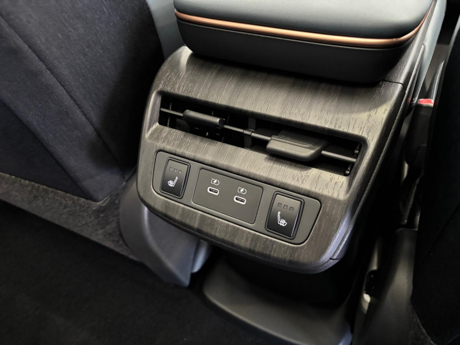 2025 Nissan Ariya FE0 Evolve SUV Image 14