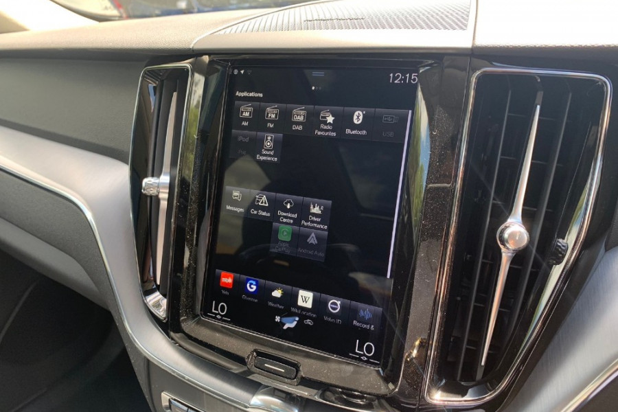 2020 Volvo XC60 UZ D4 Momentum Suv Image 9