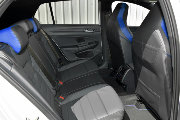 2024 Volkswagen Golf 8 R Hatch Image 5
