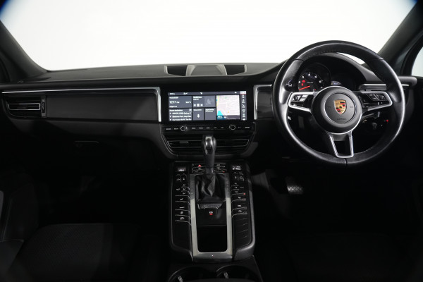 2021 Porsche Macan SUV Image 13