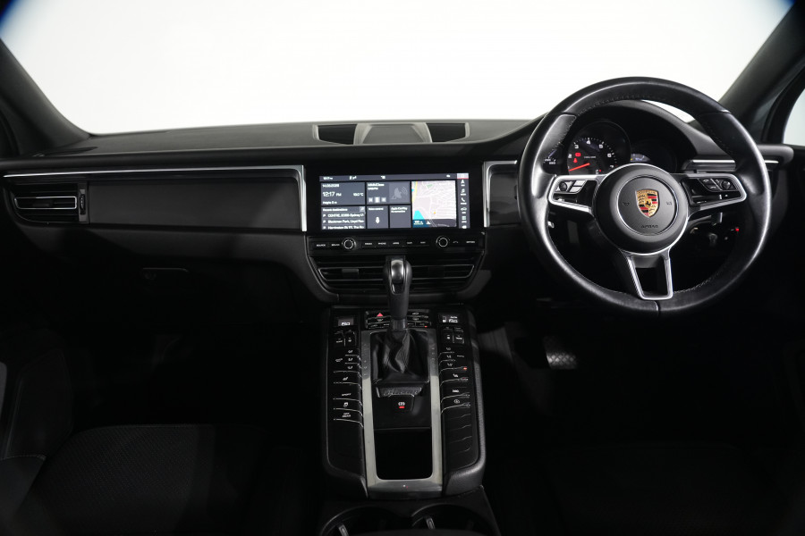 2021 Porsche Macan SUV Image 13