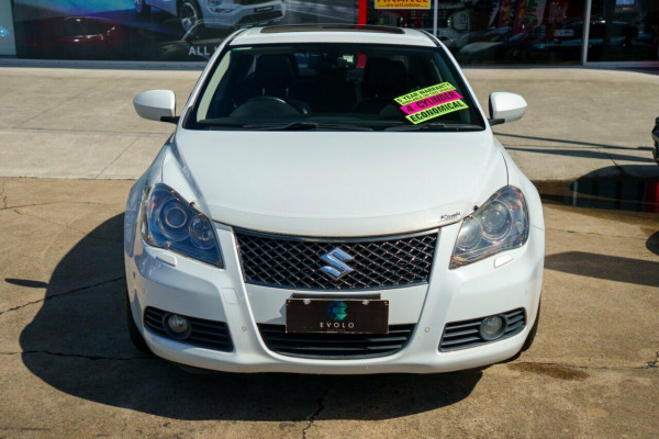 2010 MY11 Suzuki Kizashi FR Prestige Sedan Image 5