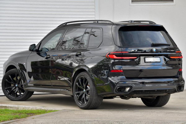 2023 BMW X7 G07 LCI xDrive40d M Sport SUV image 2