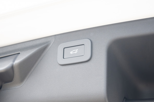 2026 Land Rover Discovery Sport L550 P250 Metropolitan SUV image 22