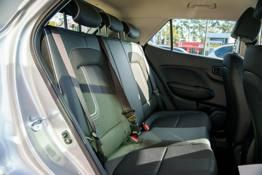 2026 Hyundai Venue QX.V5 Active SUV Image 9