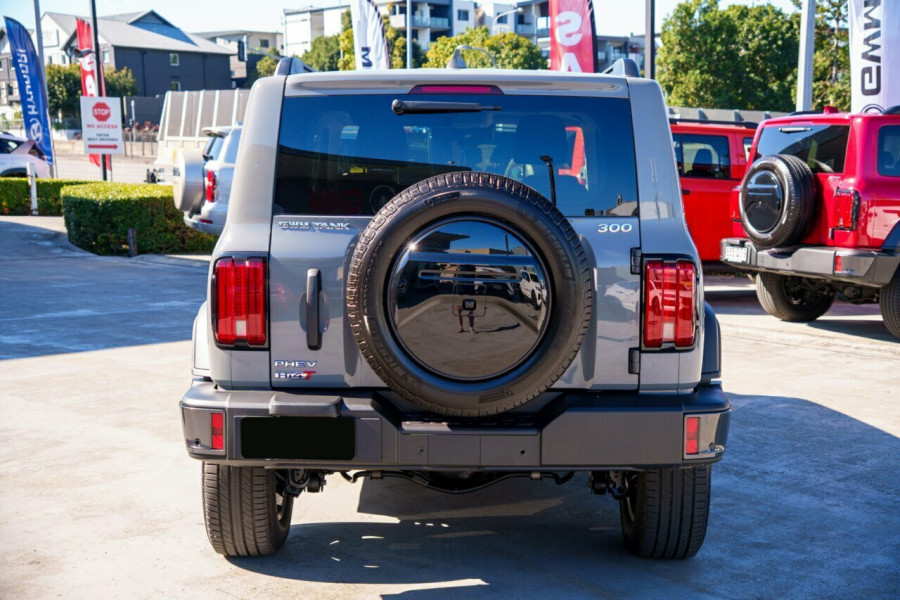2026 GWM Tank 300 P01 Ultra Hi4-T PHEV SUV Image 3