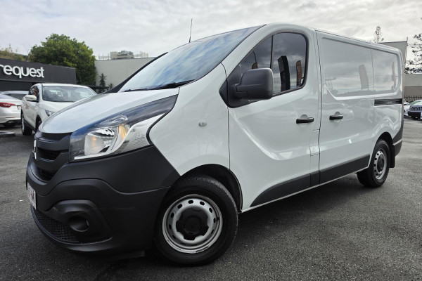 2021 MY22 Mitsubishi Express SN GLX Van Image 1