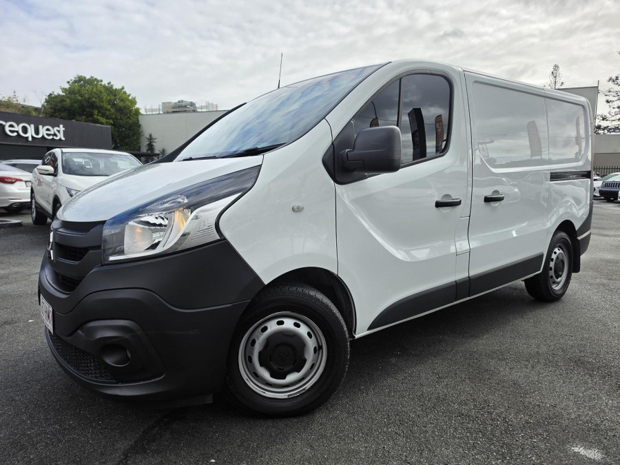 2021 MY22 Mitsubishi Express SN GLX Van Image 1
