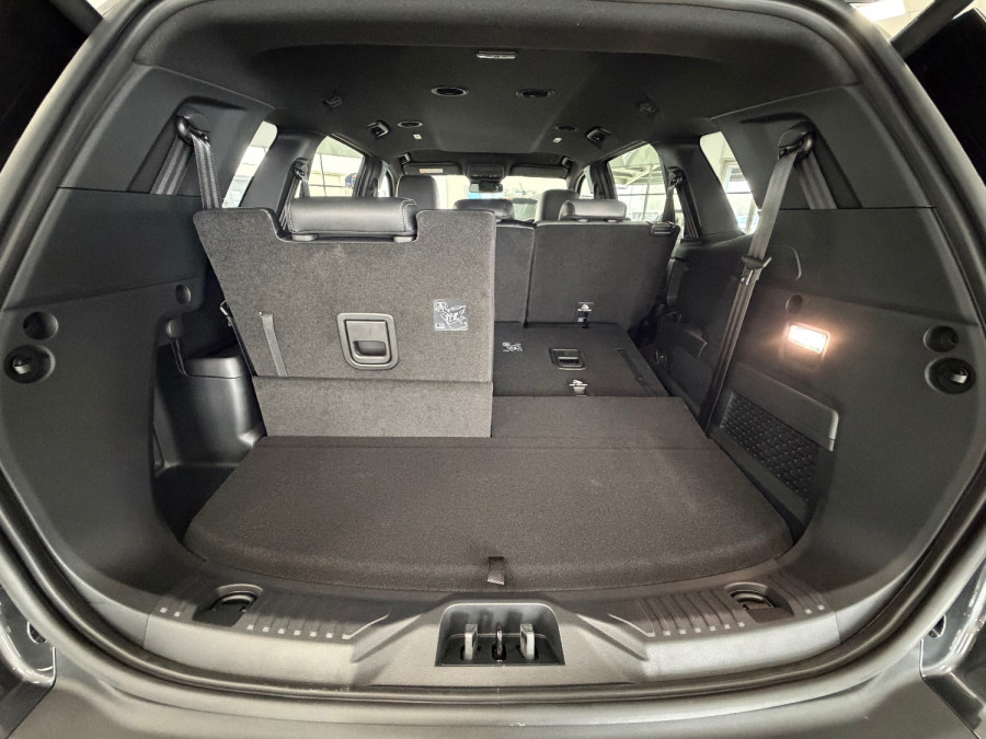 2026 MY26.5 Ford Everest UB Sport SUV Image 12