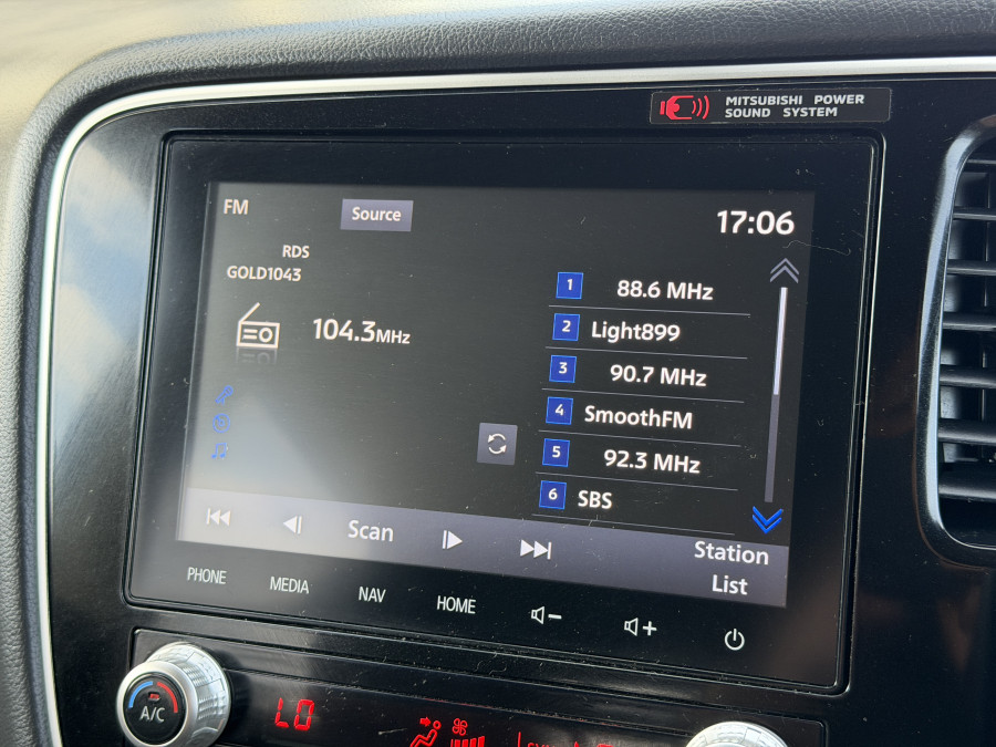 2019 MY20 Mitsubishi Outlander ZL Exceed SUV Image 31