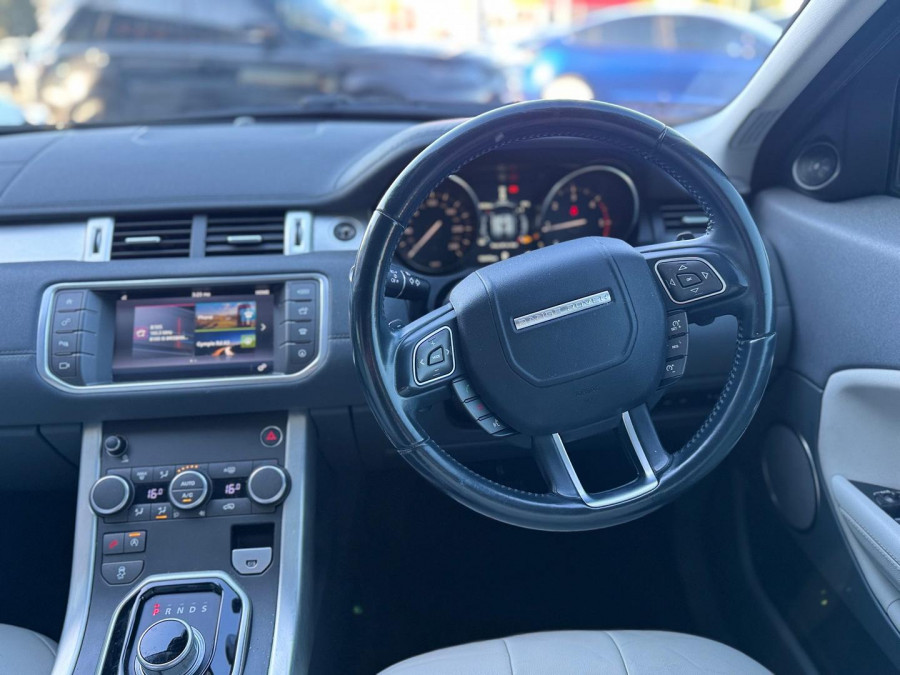 2016 MY16.5 Land Rover Range Rover Evoque L538 TD4 150 SE SUV Image 11